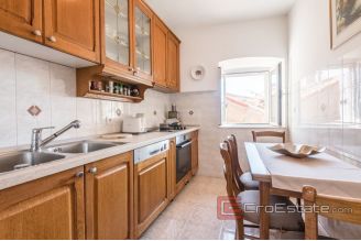 014 1013 03 dubrovnik stone house in the old town for sale