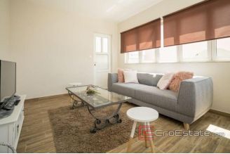 020 1011 06 makarska villa with sea view and pool for sale