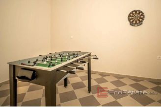 020 1011 06 makarska villa with sea view and pool for sale