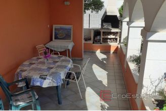 020 5057 30 rogoznica apartment house by the sea for sale