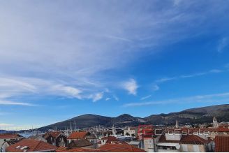 014 2025 96 island ciovo stone house with sea view for sale