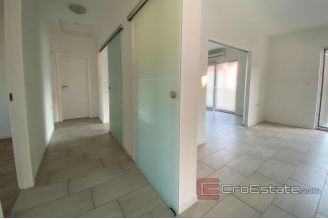 016 2034 25 split three bedroom apartment with yard for sale