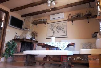 009 2029 22 island iz charming house near sea for sale