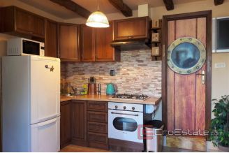 009 2029 22 island iz charming house near sea for sale
