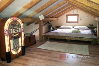 009 2029 22 island iz charming house near sea for sale