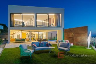 014 2022 318 Split area new built modern villa with swimming pool for sale