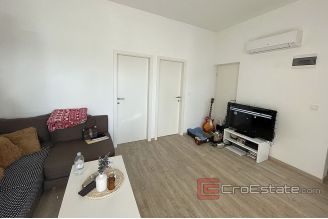007 2035 12 Sibenik apartment in the center for sale