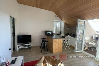 007 2035 12 Sibenik apartment in the center for sale