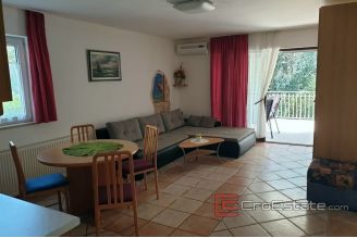 017 5067 30 Rovinj apartment house with sea view for sale