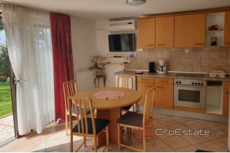 017 5067 30 Rovinj apartment house with sea view for sale