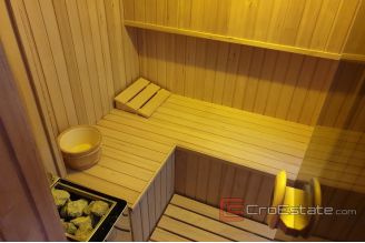 017 5067 30 Rovinj apartment house with sea view for sale