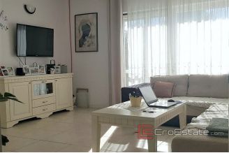 013 2037 01 Kastela house with open sea view for sale