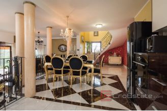 016 2035 15 Sibenik modern villa with pool for sale