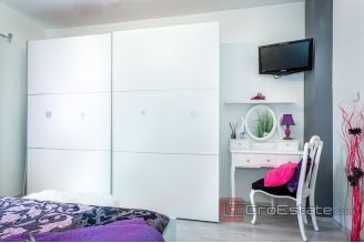 016 2035 15 Sibenik modern villa with pool for sale