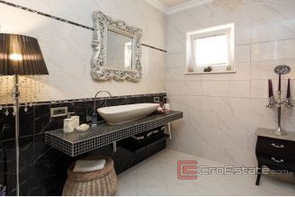 016 2035 15 Sibenik modern villa with pool for sale