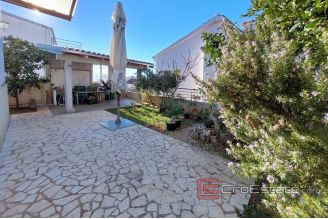 012 5068 30 Rogoznica house with sea view for sale