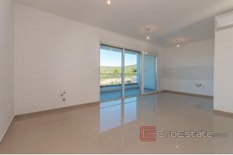 010 2038 01 near zadar two bedroom apartment seaview for sale