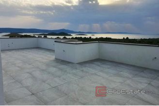 010 2038 01 near zadar two bedroom apartment seaview for sale