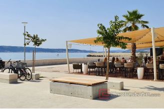 018 2022 324 Kastel Luksic unfinished house in an attractive location for sale