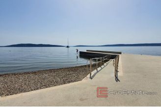 018 2022 324 Kastel Luksic unfinished house in an attractive location for sale