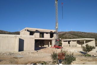 018 2031 23 marina modern house with pool for sale