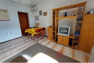 020 2029 30 island ciovo house with sea view for sale