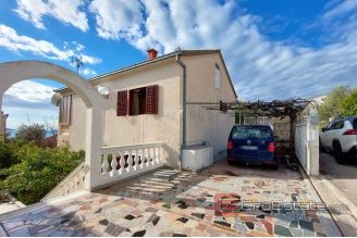 020 2029 30 island ciovo house with sea view for sale