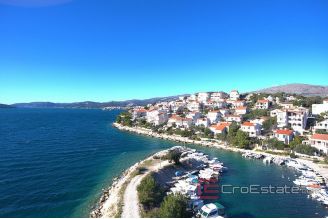 020 2029 30 island ciovo house with sea view for sale