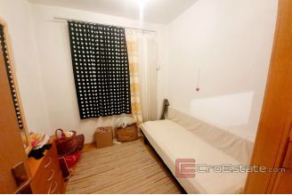 010 2018 176 Zadar  house with a yard for sale
