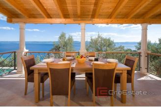 018 2018 178 Brac house with open sea view for sale