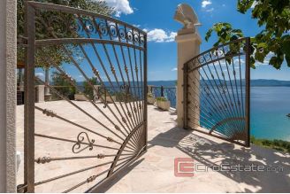 018 2018 178 Brac house with open sea view for sale