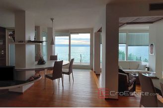 010 2018 179 Zadar villa in first row to the sea for sale