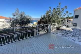 018 2036 06 island ciovo house with sea view for sale
