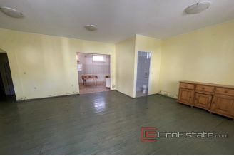 018 2036 06 island ciovo house with sea view for sale