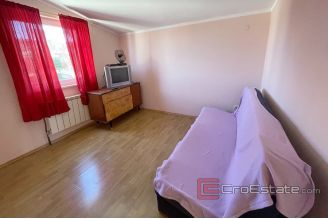 018 2036 06 island ciovo house with sea view for sale