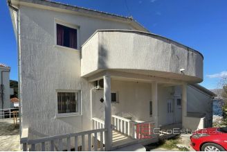 018 2036 06 island ciovo house with sea view for sale