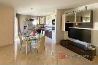 015 2036 08 island ciovo modern apartment for sale