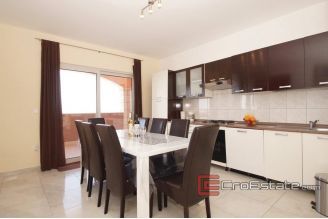 17 2013 125 Korcula house by the sea for sale