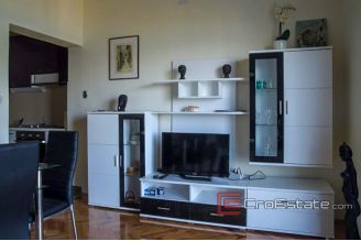 20 5071 30 Korcula house seafront for sale