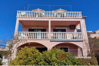 019 2029 32 vodice apartment house near sea for sale