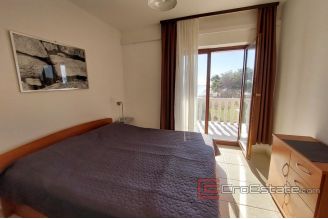 019 2029 32 vodice apartment house near sea for sale