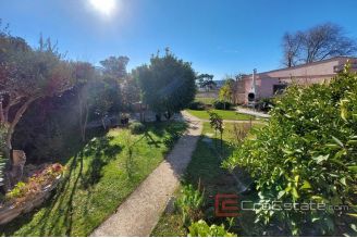 019 2029 32 vodice apartment house near sea for sale