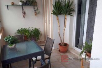 008 2041 02 island brac two bedroom apartment for sale