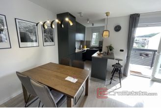 012 2030 16 Makarska two bedroom apartment for sale