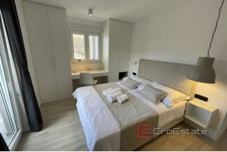 012 2030 16 Makarska two bedroom apartment for sale