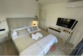 012 2030 16 Makarska two bedroom apartment for sale