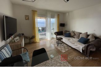 014 2030 17 Omis apartment with sea view for sale