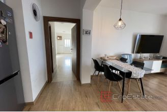 014 2030 17 Omis apartment with sea view for sale