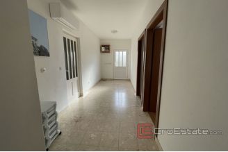 014 2030 17 Omis apartment with sea view for sale