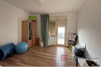 014 2030 17 Omis apartment with sea view for sale